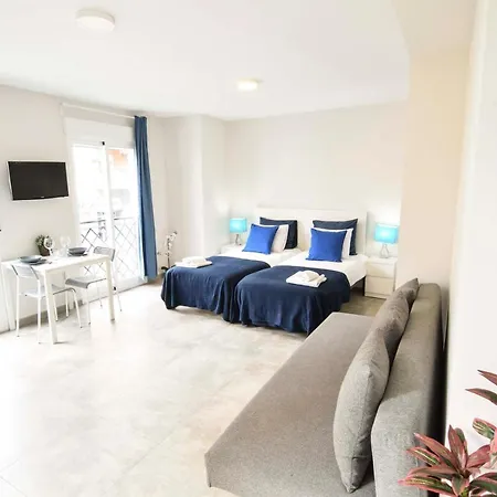 Centro Salecianos Appartement *