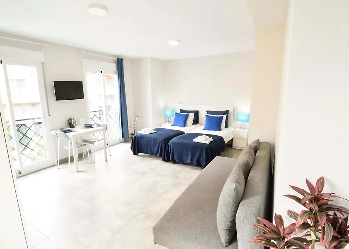 Centro Salecianos Appartement *